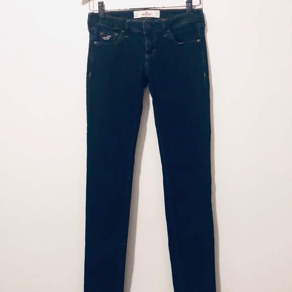❤️ Hollister Dark Wash Denim - Picture 1 of 6